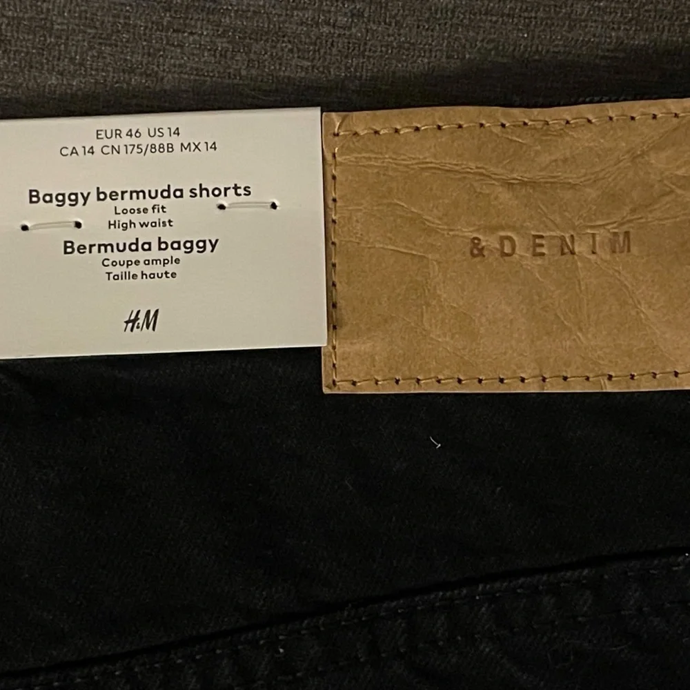 New!! H&M Baggy Bermuda Shorts